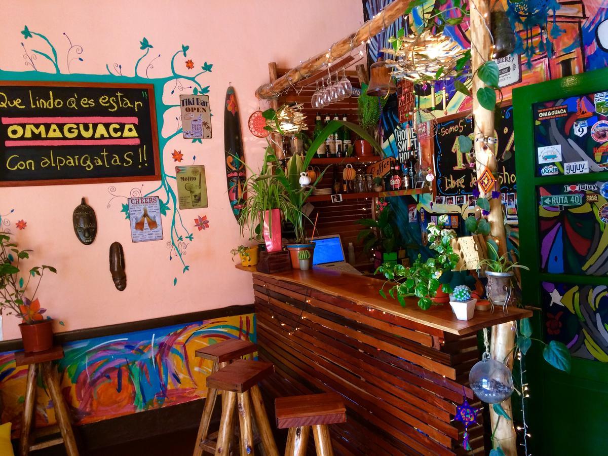 La Puerta Verde Hostel & Bar Humahuaca Esterno foto