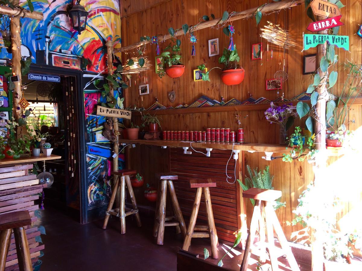 La Puerta Verde Hostel & Bar Humahuaca Esterno foto