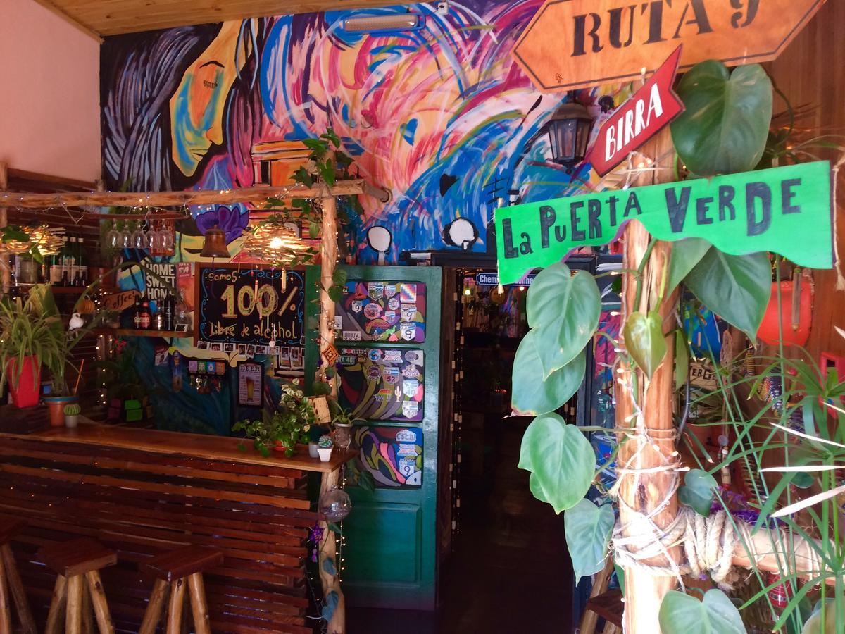 La Puerta Verde Hostel & Bar Humahuaca Esterno foto